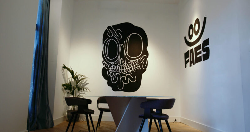 SKULL INSTAGRAM.00_00_04_23.Still002-Edit